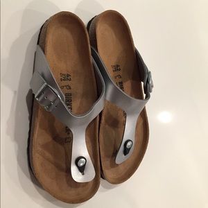 Birkenstock Gizeh silver